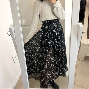 Abercrombie & Fitch Floral Skirt